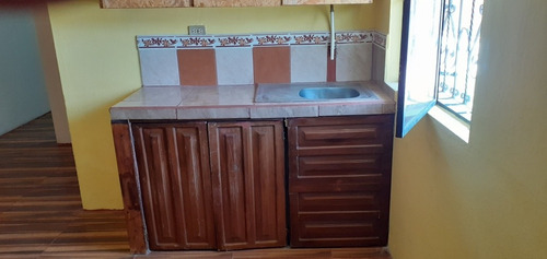 Imagen 3 de 11 de Se Arrienda Mini Departamento En El Inca Norte De Quito