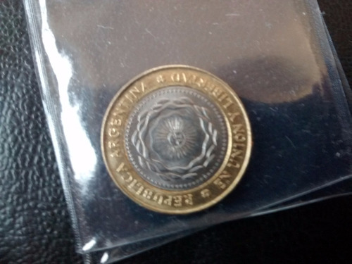 Moneda Argentina Bimetalica 2011 -  2 Pesos  (x463