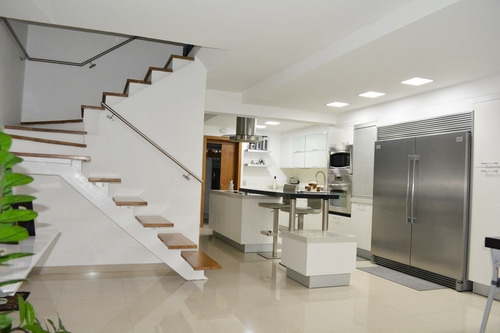 Imagen 3 de 19 de Townhouse En Tazajal Naguanagua 150 Mts Yl
