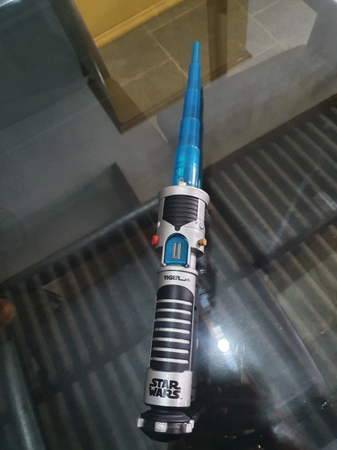 Starwars Mestre Yoda Com Sabre De Luz Hasbro