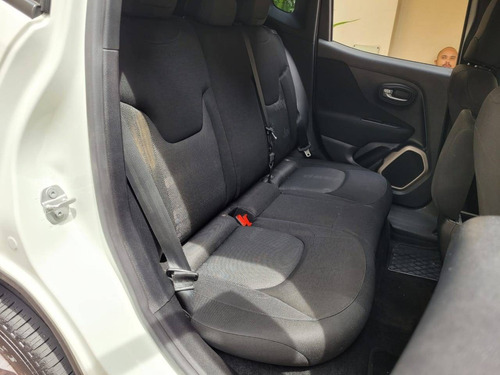 Imagem 14 de 15 de Jeep Renegade 1.8 16v Flex Sport 4p Manual