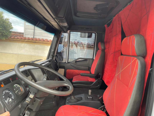 Imagen 10 de 11 de Iveco Strail