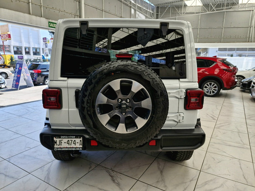 Jeep Wrangler 3.7 Unlimited Sahara 3.6 4x4 At