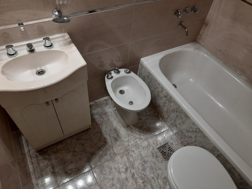 Imagen 9 de 10 de Departamento En Venta 1 Ambiente Zona Centro Mar Del Plata