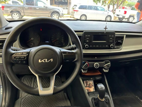 Kia Rio 1.6 L Sedan Mt