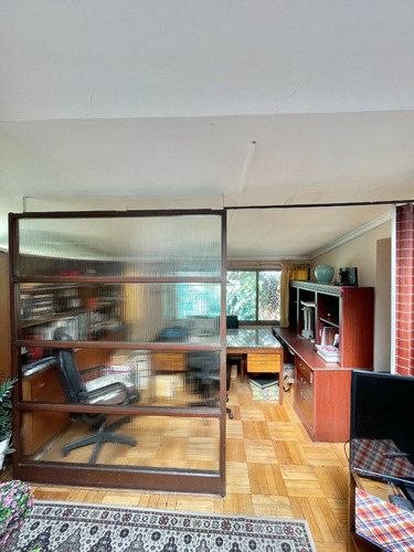 Oportunidad! En Amplio Terreno 370 M2, Manquehue N. - Video!