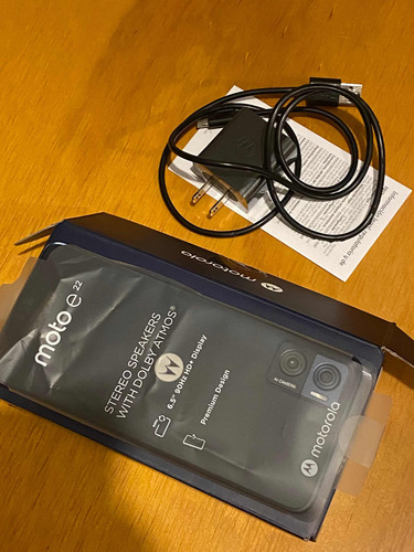 Celular E22 (Usado)