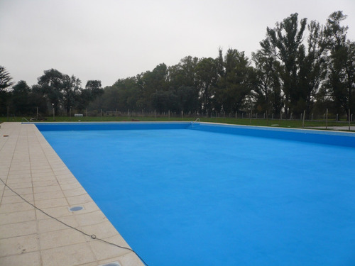 Imagen 3 de 10 de Pintura Piscinas Y Piletas Celeste Por 4 Litros Rinde 40m2