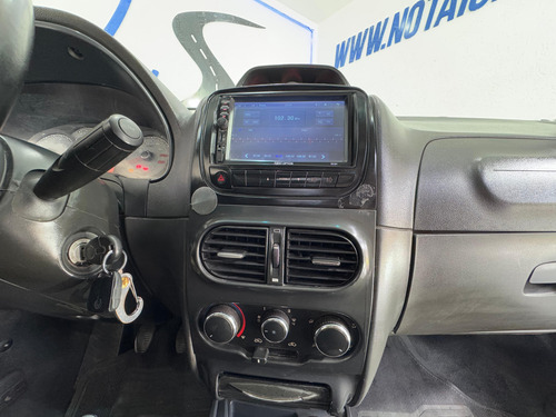 Fiat Strada 1.8 16v Adventure Ce Flex 2p