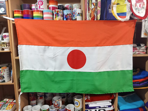 Bandera De Niger De Buena Calidad, Toda Cosida Y Reforzada