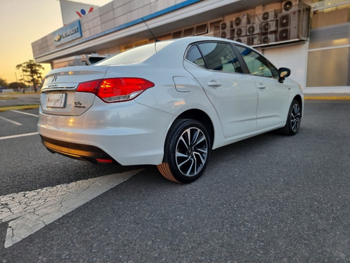Imagen 21 de 21 de Citroen C4 Lounge S Edition 2016 Mr
