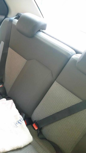 Imagem 4 de 6 de Chery Cobalt 2015