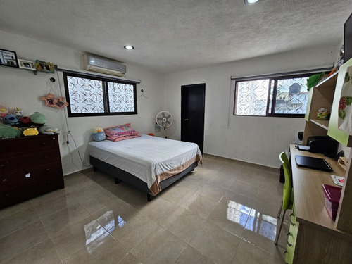 Casa En Venta, 5 Recamaras En Prado Norte, Mérida