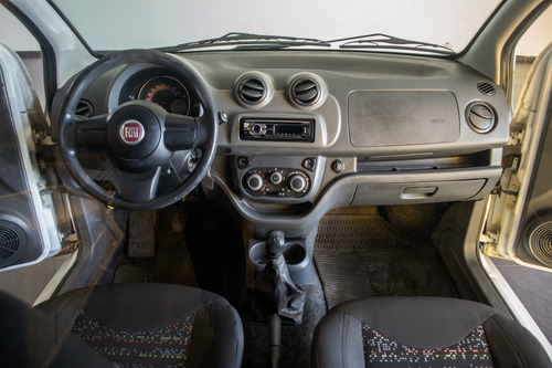 Imagen 5 de 15 de Fiat Fiorino 2017 1.4 Fire Evo Pack Top 87cv Ab315 Nv