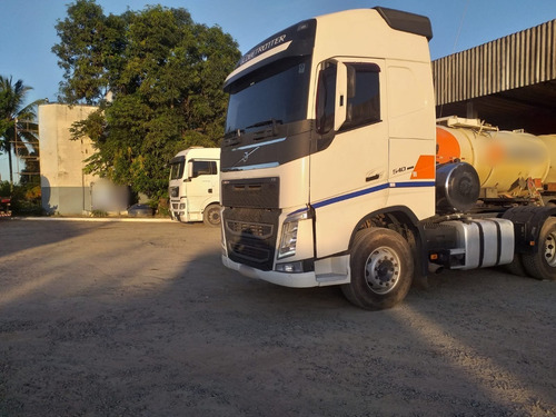 Imagem 4 de 12 de Volvo Fh540 6x4 2020 Bug Leve C/ Suspensão De Mola