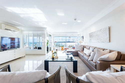 Apartamento En Beverly Tower - Alquiler De Temporada - 3 Dorm En Suite + Dep.