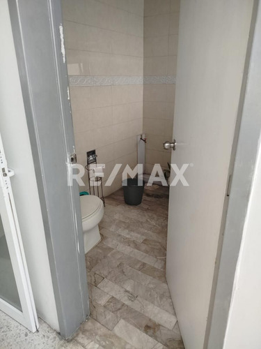 ¡local Comercial O Consultorio En Planta Alta Colonia Centro!