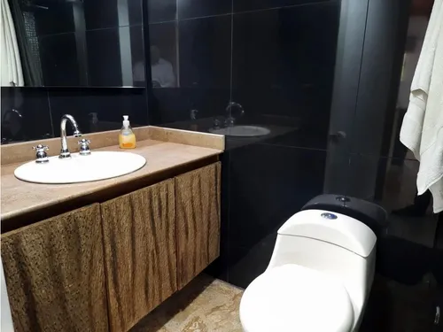 Casa Amoblada En Arriendo Poblado Los Naranjos