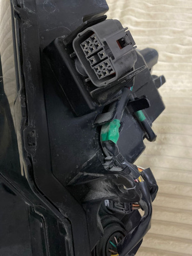 Faro Izquierdo Mazda Cx-30 2020-2023 Con Balastra Dgj1-51040 (Usado)