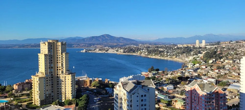Departamento Con Vista Despejada Hacia El Mar