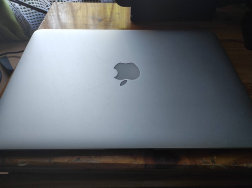 Apple Macbook Air 13  (2013)