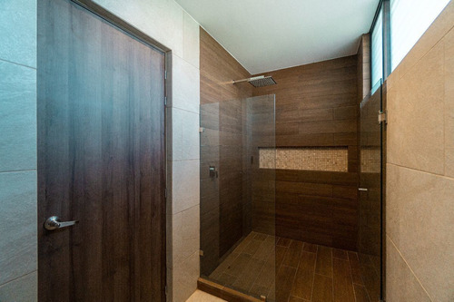 Estrena Residencia En Altozano, De Autor, 3 Recamaras, Sala Tv, Jardín, Luxury