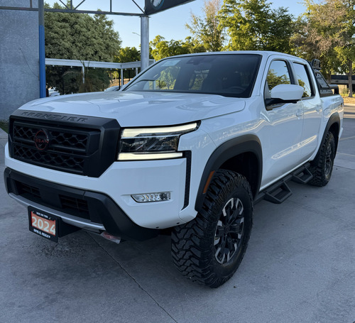 Nissan Frontier 3.8 V6 Pro-4X 4Wd At