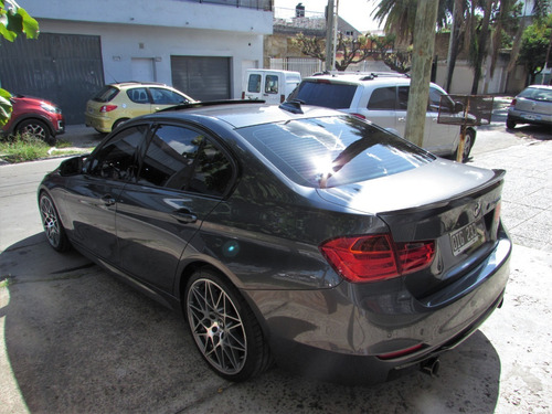 Imagen 10 de 12 de Bmw Serie 3 3.0 335i Sedan M Package 306cv 2014 Inmaculado