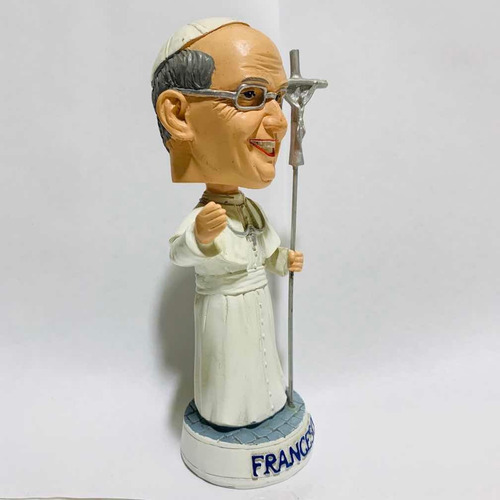 Papa Francisco Bobble Head Tipo Funko