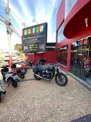 Imagem 6 de 9 de Tryumph Street Twin 900