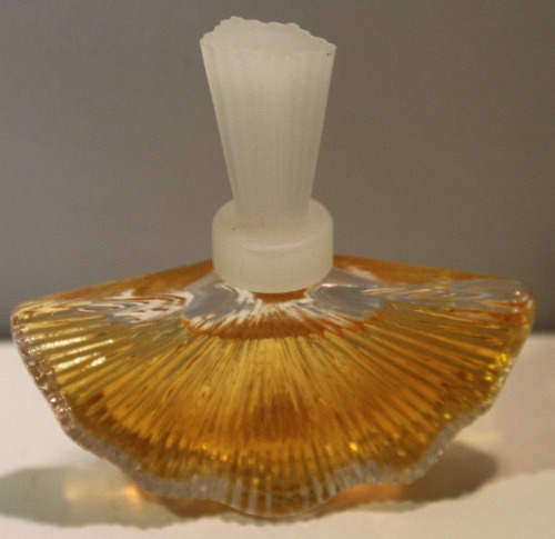 Vendetta Donna De Valentino Edt Miniatura Perfume Impor 7,5m
