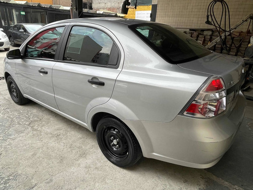 Imagen 3 de 3 de Chevrolet Aveo 2018 Paq. Ls At