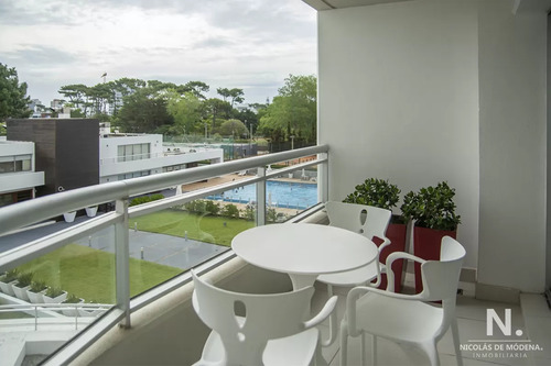 Apartamento En Venta De 1 Dormitorio En Punta Del Este 