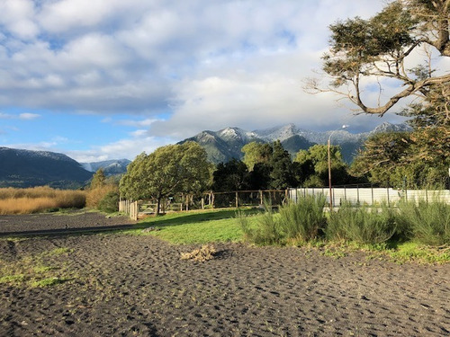 Imagen 8 de 11 de Venta Casa Pucón Frente Al Lago - Salida Directa Al Lago