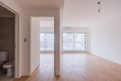 Imagen 11 de 18 de Oportunidad · Hermoso 2 Ambientes Súper Luminoso A Estrenar · Apto Profesional