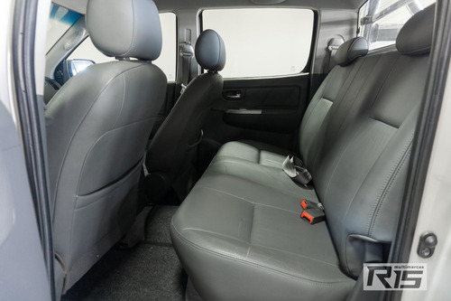 Toyota Hilux CD SRV D4-D 4x4 3.0 TDI Diesel Aut