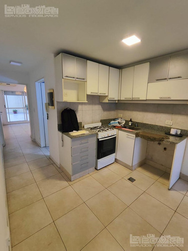 2 Ambientes En Venta. Frente C/balcón. Apto Profesional. Alvarez Thomas Al 1100 . Colegiales