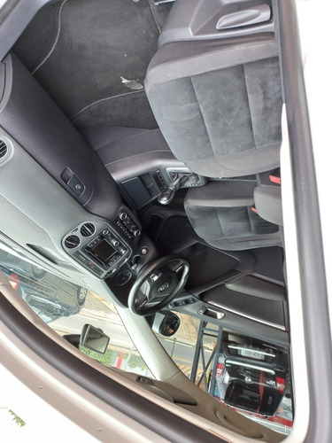 Imagem 9 de 10 de Volkswagen - Tiguan 2.0 Tsi 16v Turbo Autom. Nova