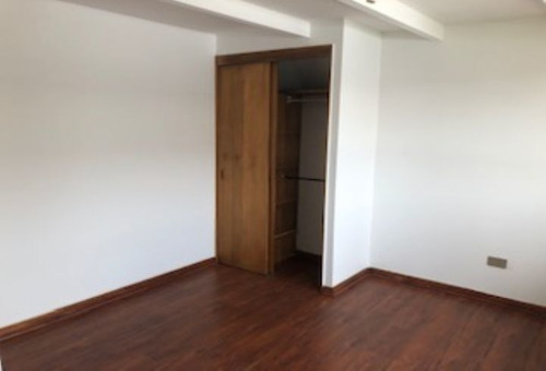 Imagen 14 de 30 de Casa En Venta De 5 Dorm. En Vitacura