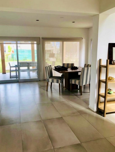 Casa En Alquiler Amoblada Con 3 Habitaciones En Araucarias Puertos Del Lago