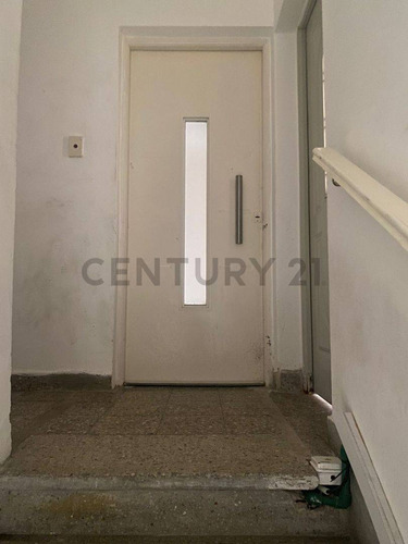 Venta Ph En La Plata 19 E 32 Y 33