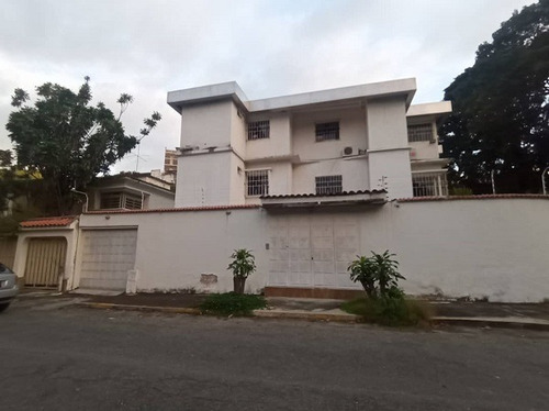 Vendo Quinta Comercial De Tres Niveles, Ref. 280.000 - El Paraiso                          