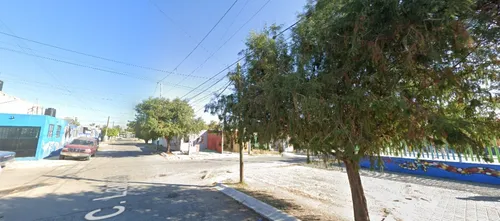 Venta De Casa, Av Moron, Fraccionamiento Hacienda Santa Fe, Tlajomulco De Zuñiga, Jalisco, Remate Bancario-jmjc89