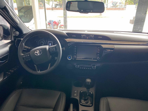 Toyota Hilux 2.8 Cd Srx 177cv 4x2 At 2020