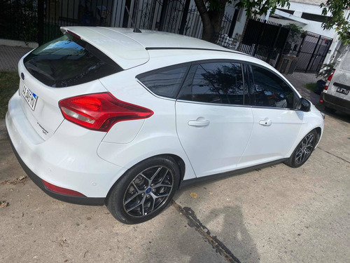 Ford Focus Titanium