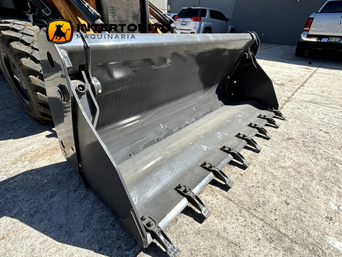 Retroexcavadora Case 570sv 4x4 Año 2023