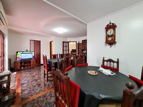 Imagen 15 de 30 de Casa En Venta De 3 Dormitorios En La Plata.