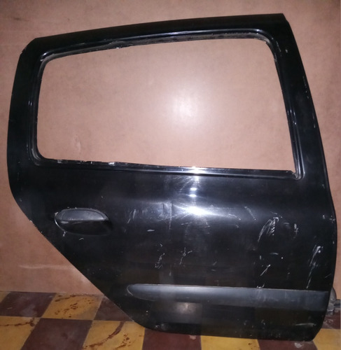 Puerta De Renault Clio 2 Trasera Lado Derecho Puerta Pelada