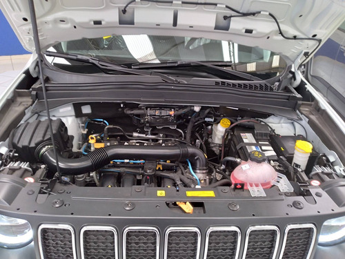Imagem 11 de 12 de Jeep Renegade 1.8 16v Flex Longitude 4p Automático