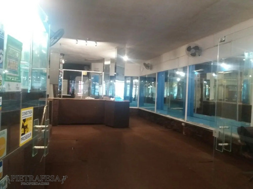 Local Comercial Venta Dos Plantas - Colorado- La Comercial- Ref: 650